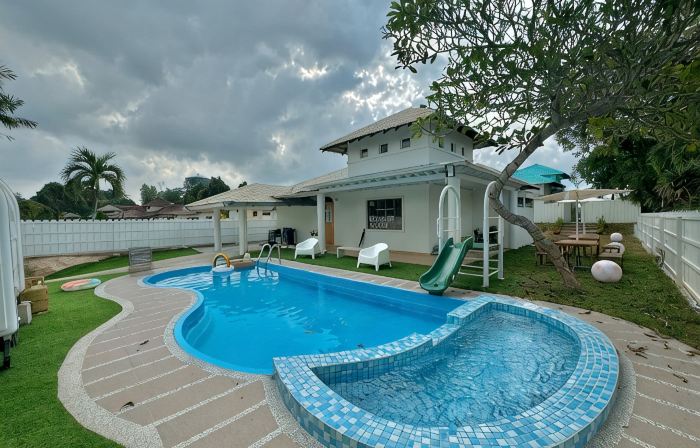 1344 A'Famosa Bunglow 20pax|Pool|Muji|New by SUMMERWOOD