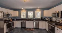 Heart of Duck!!  Heated Pool, Hot Tub, Golf Cart - 3-Star