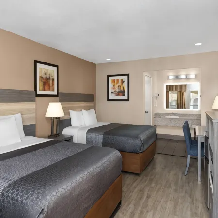 Travelodge by Wyndham Banning CA Near Casino/Outlet Mall