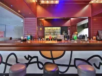 La Creole Beach Hotel & Spa - bar