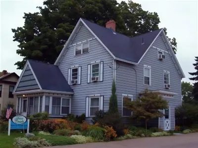 Four Creeks Bed&Breakfast Hotel di 