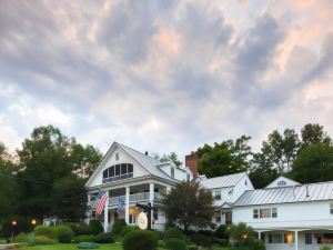 Rabbit Hill Inn