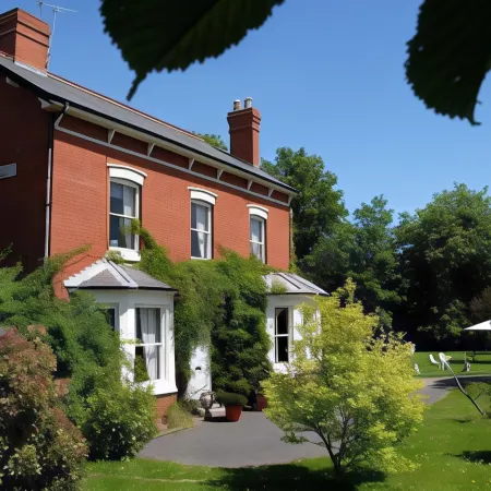 Hopbine House