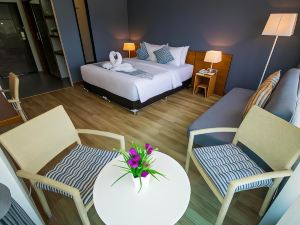 Comet Hotel Surat Thani