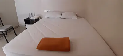 Hotel Piknik Klaten Oleh Oleh Khas Klaten BU KATI 주변 호텔