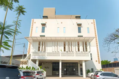 Social Hub by TwoSpaces Hotel di Jakarta Barat