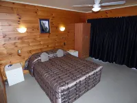 Cedarwood Lakeside Motel & Conference Venue Hotels in Lake Okataina