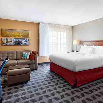 TownePlace Suites Midland Rooms