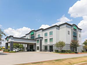 Wingate by Wyndham Round Rock Hotel & Conference Center