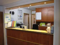 B&B HOTEL Liège Nord Rocourt Hotels in Grâce-Hollogne
