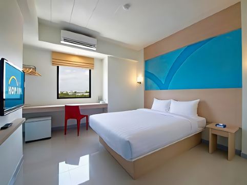 โรงเเรมฮ็อป อินน์ สกลนคร