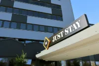 NEUERÖFFNUNG JustStay Essen Hotel & Apartments Hotels in Essen