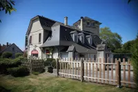 Logis Hotel Bellevue Restaurant la Pomme d'Or Hotels in Soissons