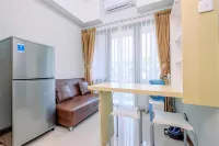 Cozy Living 2Br Royal Heights Apartment