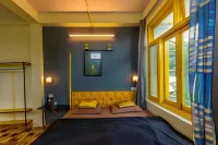The Hosteller Bir