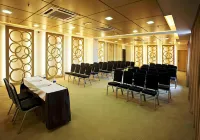 Pinetree Hotel Batu Pahat Simpang Kanan住宿飯店