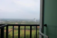 Comfortable 1Br Tree Park Apartment by Tarvelio
