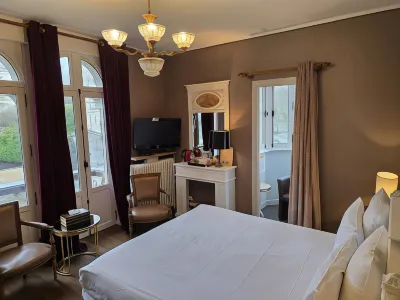 Le Castel Guesthouse Hotel a Bayeux