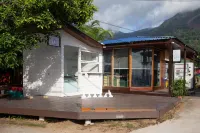 Paya Debloc Village Hotels in Tioman