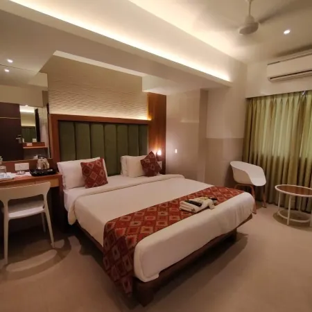 Hotel Mourya Residency