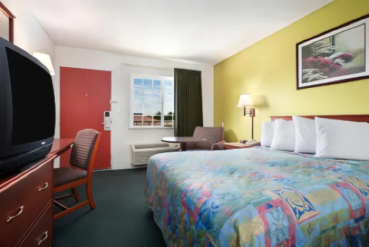 Days Inn by Wyndham Turlock