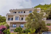 Hotel Aquilo Các khách sạn ở Kaluderac