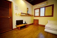 Hanok Soogbag Yeppeuda