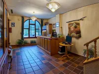 Tierra de la Reina Hotels in Boca de Huergano