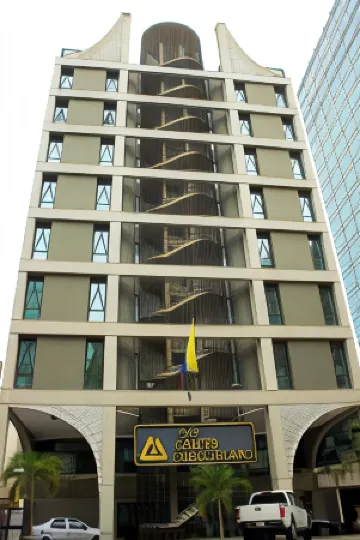 Hotel Chacao Cumberland Отели рядом с достопримечательностью «Edificio Chataing»