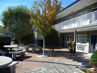 Travelodge by Wyndham Kamloops
