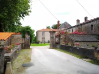 Le Manoir "Aux Douves" Hotel a Bouffere