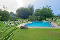 Chrislin African Lodge - 4-Star