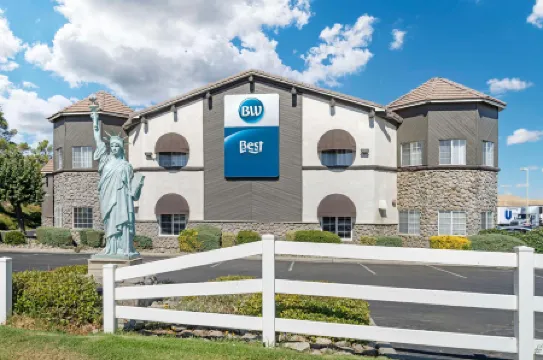 Best Western Liberty Inn