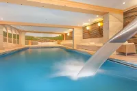 Hotel Schloss Rheinfels - Pool