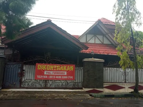 Homestay KenzieFaiz Hotels in Harjamukti