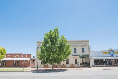 Elm Court Motel Hotels in Albury