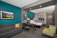 La Quinta Inn & Suites by Wyndham West Memphis - parking