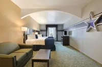 Ramada by Wyndham South Waco Hotels in Hewitt