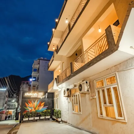 Chakrah by Hermitage Rishikesh