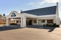 Baymont by Wyndham Emporia VA فنادق في Emporia
