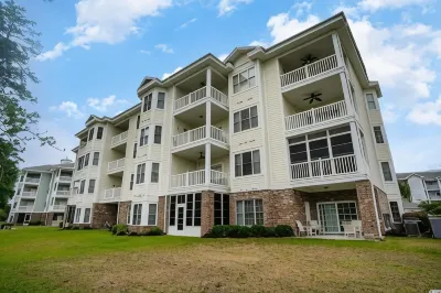 Elegant 3BR Condo at Magnolia Pointe