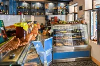 Vikos Hotel - breakfast