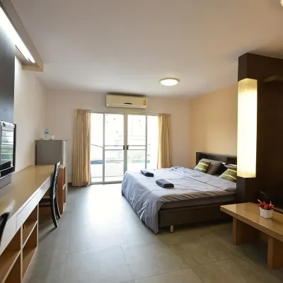 Loft Salaya Hotels near Rajamangala University of Technology Rattanakosin