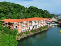 The Beach House Hotels in Ancón