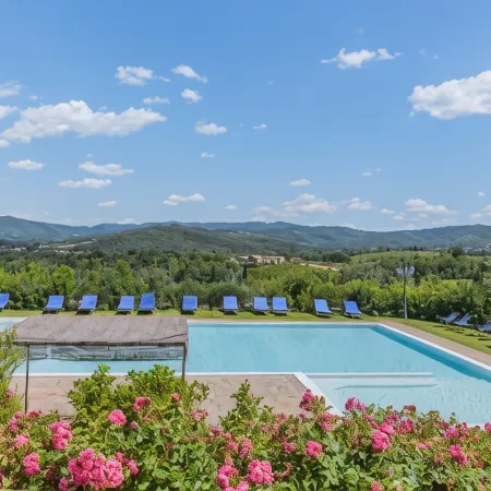 Poggio Cennina Resort & I Borghi Della Selvaccia