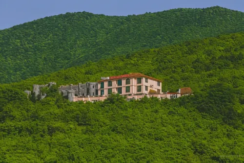 Ruma Qala Hotel - parcheggio
