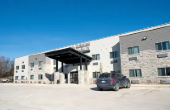 Cobblestone Inn & Suites - Forest City Các khách sạn ở 