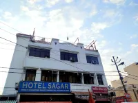 Hotel Sagar by Grb Các khách sạn ở Meerut