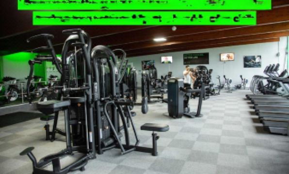 Station Lodge - Free Off-Site Health Club Access with Pool, Sauna, Steam Room & Gym