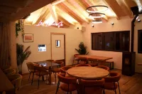 1861 Châtel Hostel Hotel a Chatel